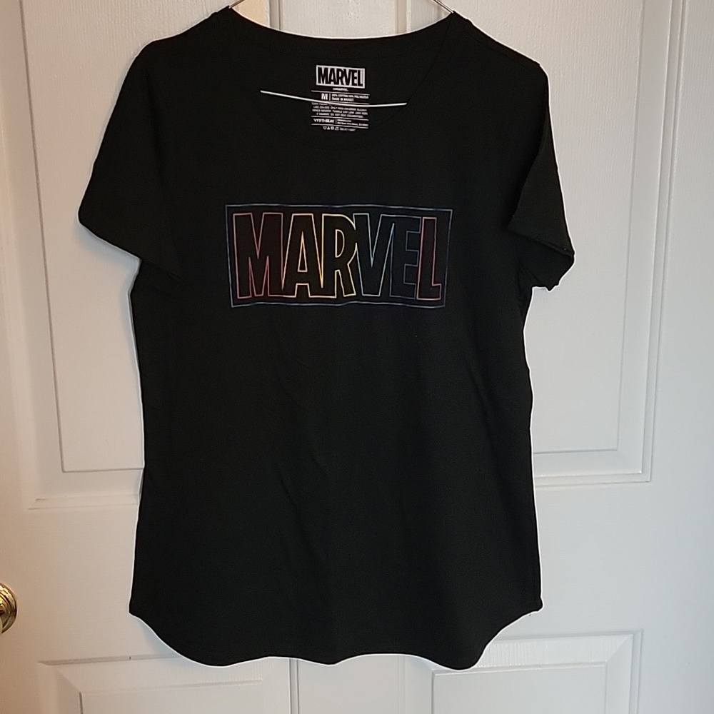 Marvel women's short sleeved tshirt. Medium, black, NWOT
